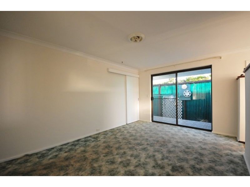 4 Malibu Road, Safety Bay WA 6169