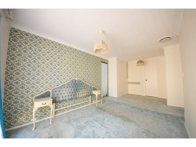 4 Malibu Road, Safety Bay WA 6169