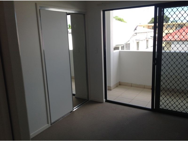 5/8 School Road, Stafford QLD 4053