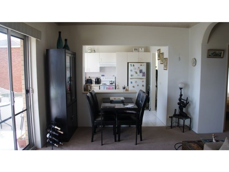 11/82 Pacific Parade, Dee Why NSW 2099