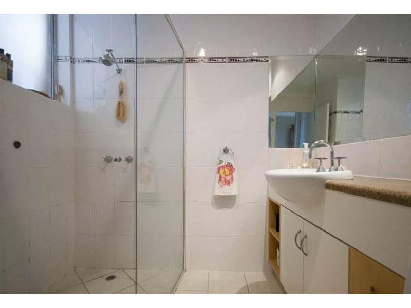 14/19-21 Armrick Avenue, Broadbeach QLD 4218