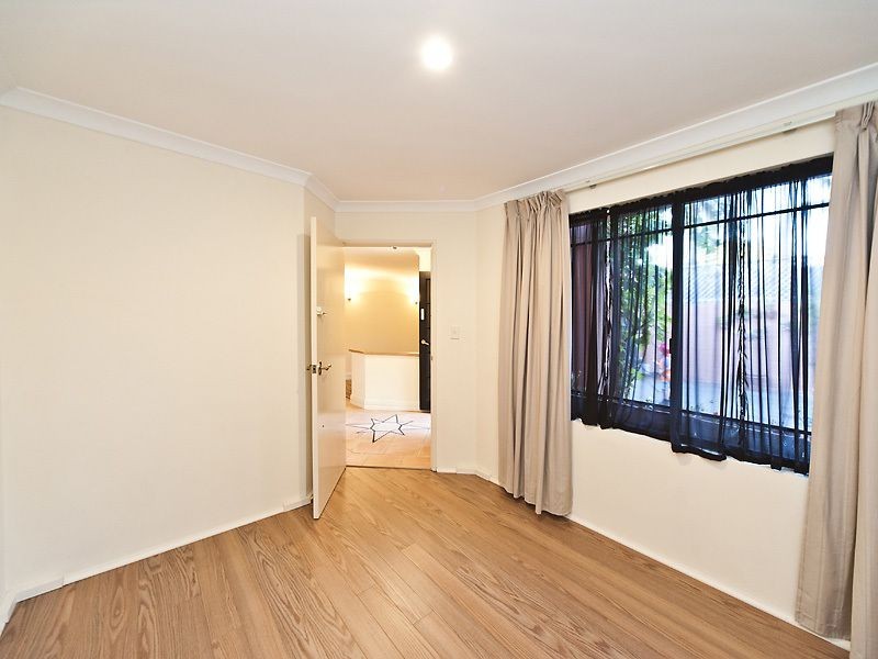 101a Tweeddale Road, Applecross WA 6153