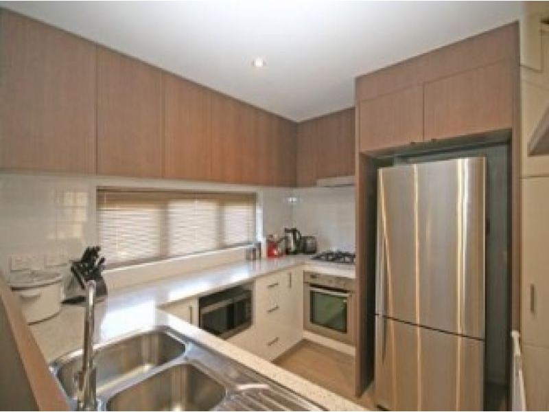 18f/541 Pembroke Road, Leumeah NSW 2560