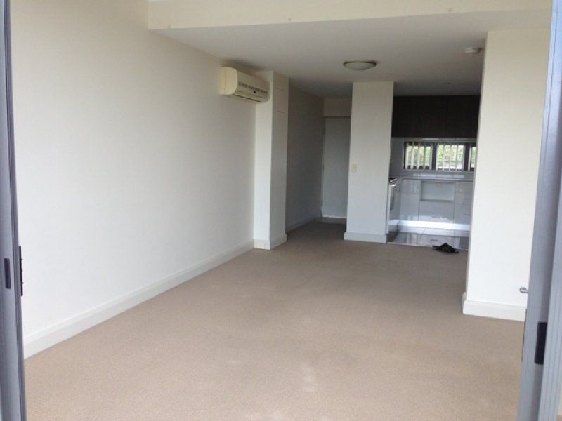 18f/541 Pembroke Road, Leumeah NSW 2560