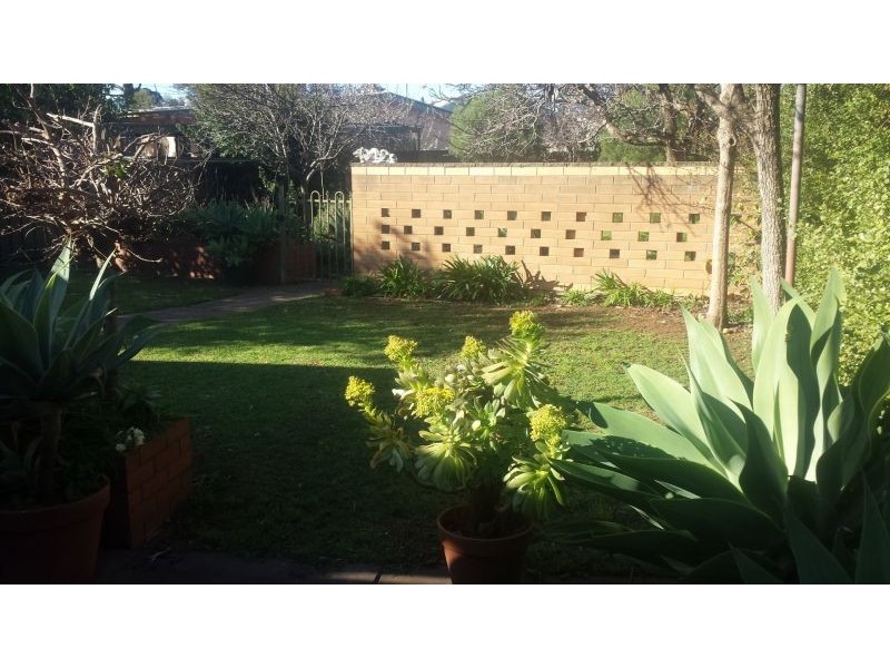 1 Bennett Crescent, Magill SA 5072