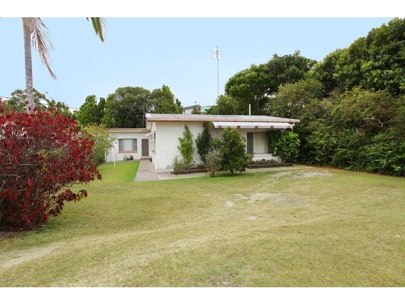 1/6 Lisbon St, Maroochydore QLD 4558