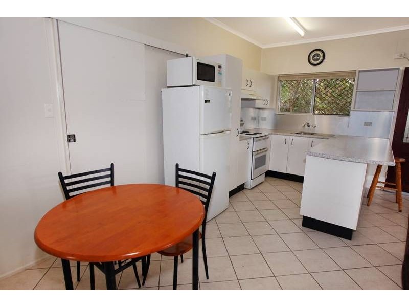 1/6 Lisbon St, Maroochydore QLD 4558