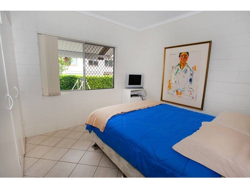 1/6 Lisbon St, Maroochydore QLD 4558