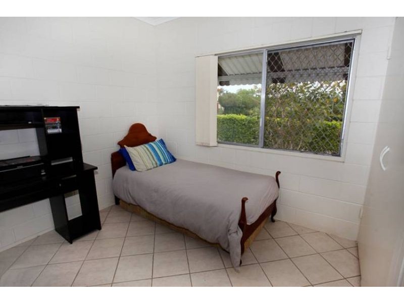 1/6 Lisbon St, Maroochydore QLD 4558