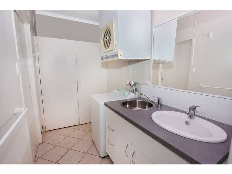 1/6 Lisbon St, Maroochydore QLD 4558