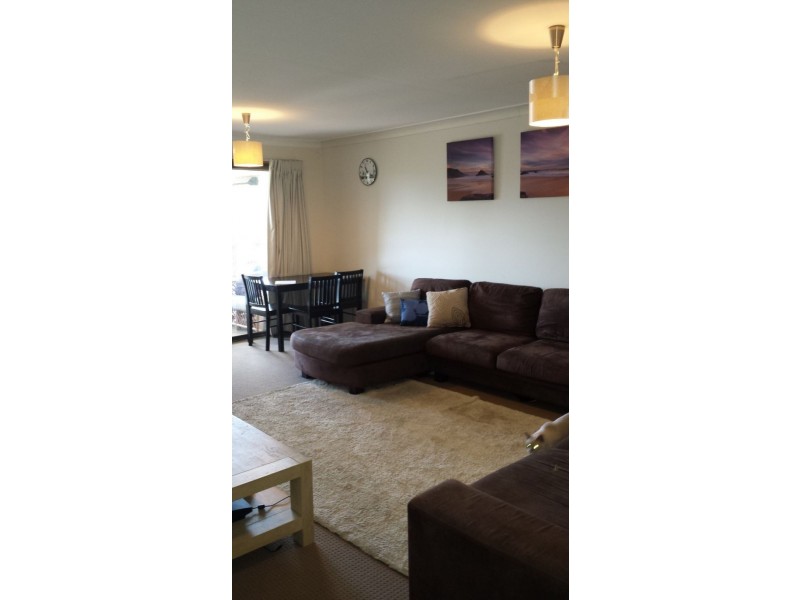 6/11 Balfour Crescent, Highland Park QLD 4211