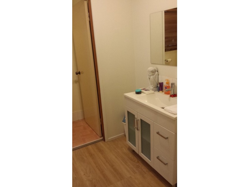 6/11 Balfour Crescent, Highland Park QLD 4211