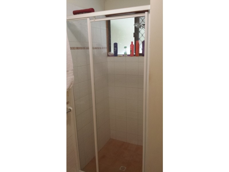 6/11 Balfour Crescent, Highland Park QLD 4211