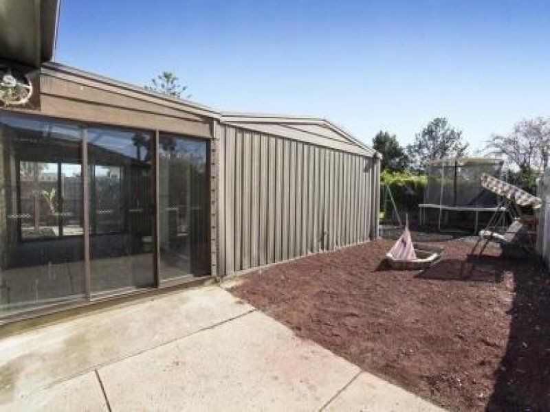 22 Rautman Crescent, Sunshine West VIC 3020