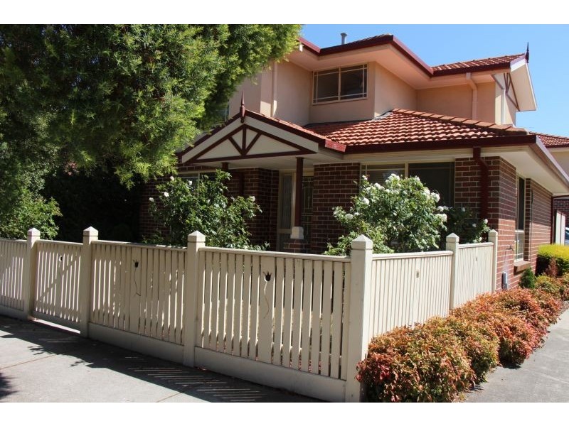 40-42 Kingsville St, Kingsville VIC 3012