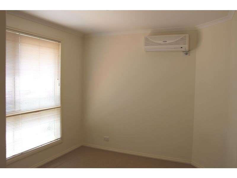 40-42 Kingsville St, Kingsville VIC 3012