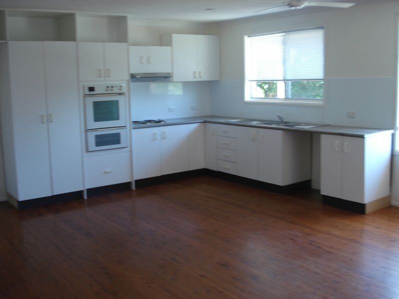 Labrador QLD 4215