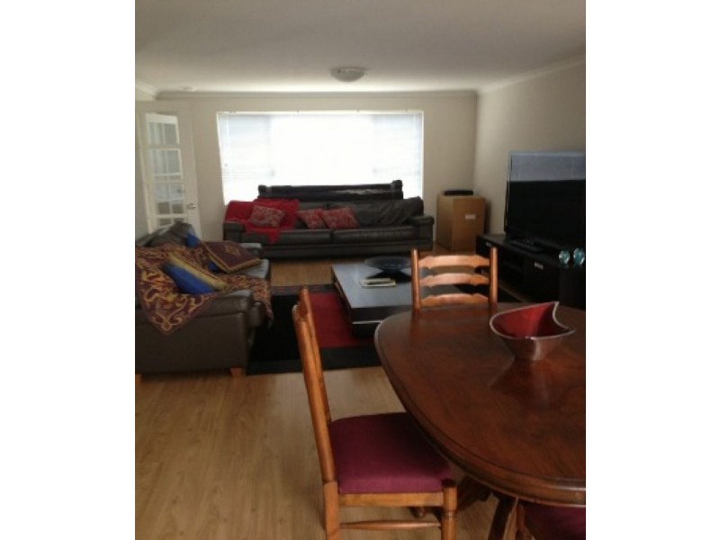 69 Leisure Way, Halls Head WA 6210
