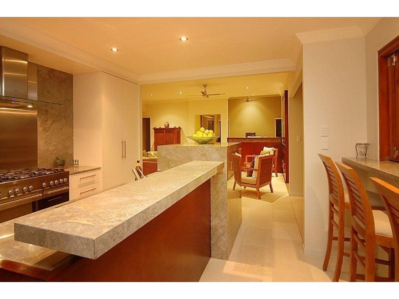 2 Hayman Street, Parrearra QLD 4575