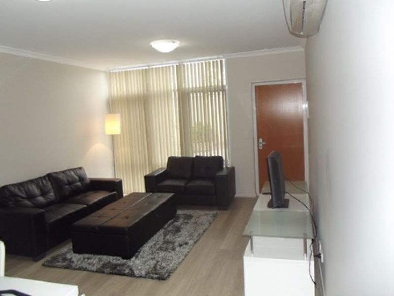 13/13 Delrosso Place, O’connor WA 6163