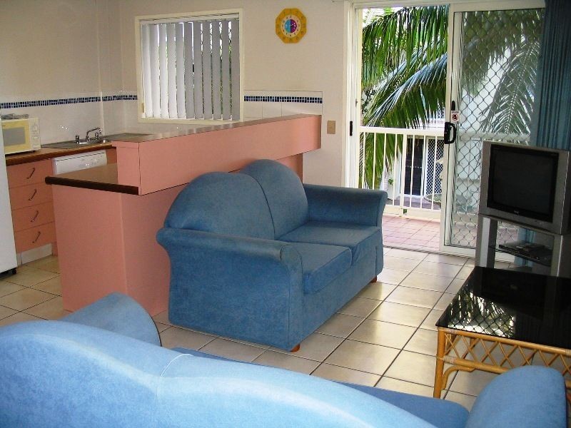 U10/11 Frederick Street, Surfers Paradise QLD 4217