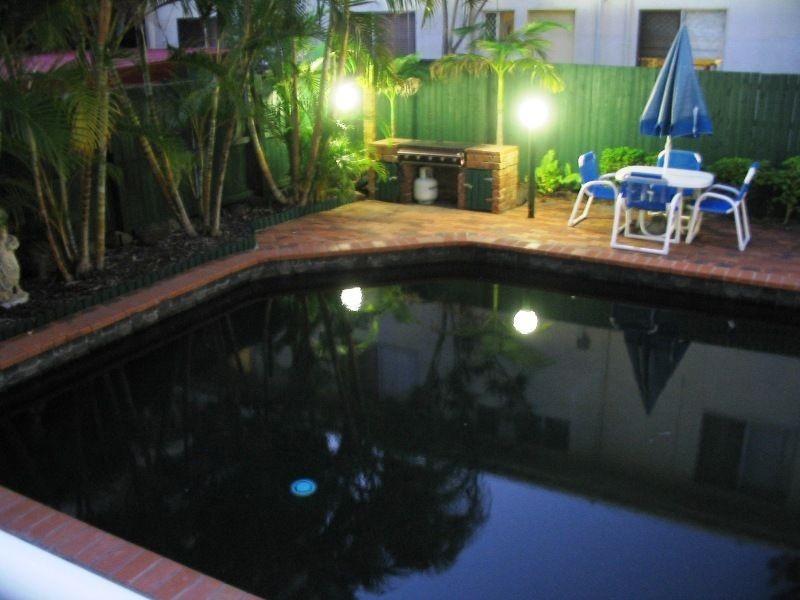 U10/11 Frederick Street, Surfers Paradise QLD 4217