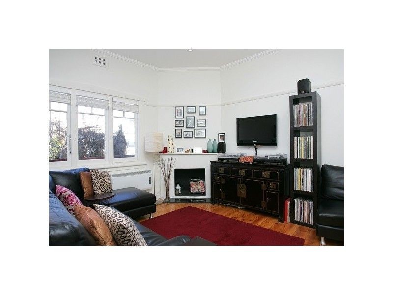 3/98 Barkly St, St Kilda VIC 3182