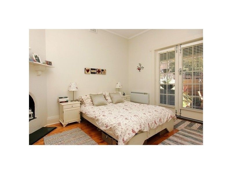 3/98 Barkly St, St Kilda VIC 3182