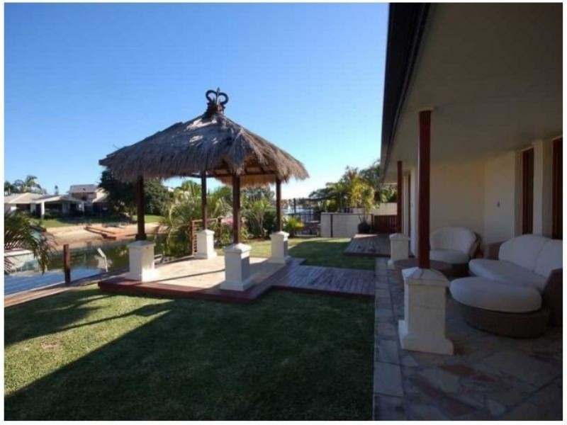 Broadbeach Waters QLD 4218