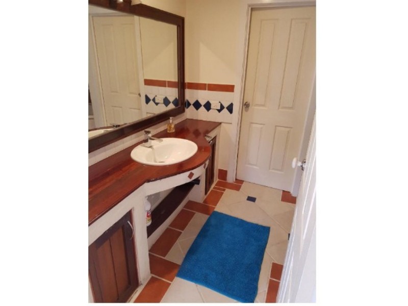 Broadbeach Waters QLD 4218