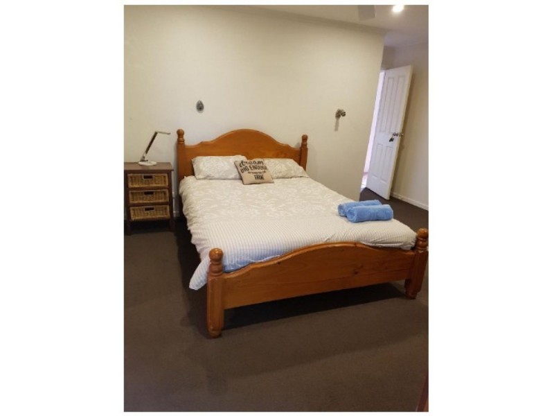 Broadbeach Waters QLD 4218