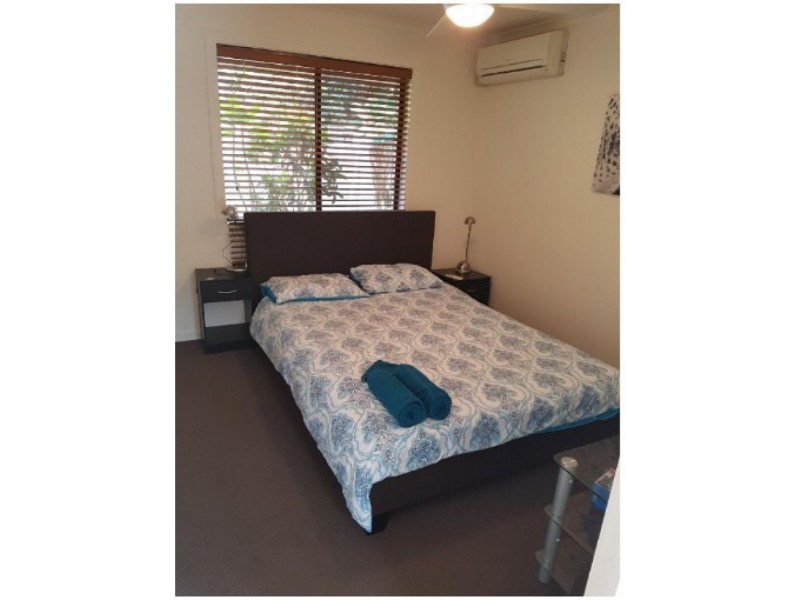 Broadbeach Waters QLD 4218