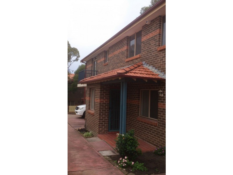 3/138 Greenacre Road, Greenacre NSW 2190