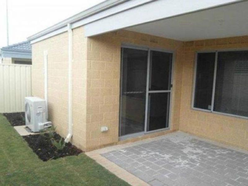 4/31 Peppermint Gardens, Aubin Grove WA 6164