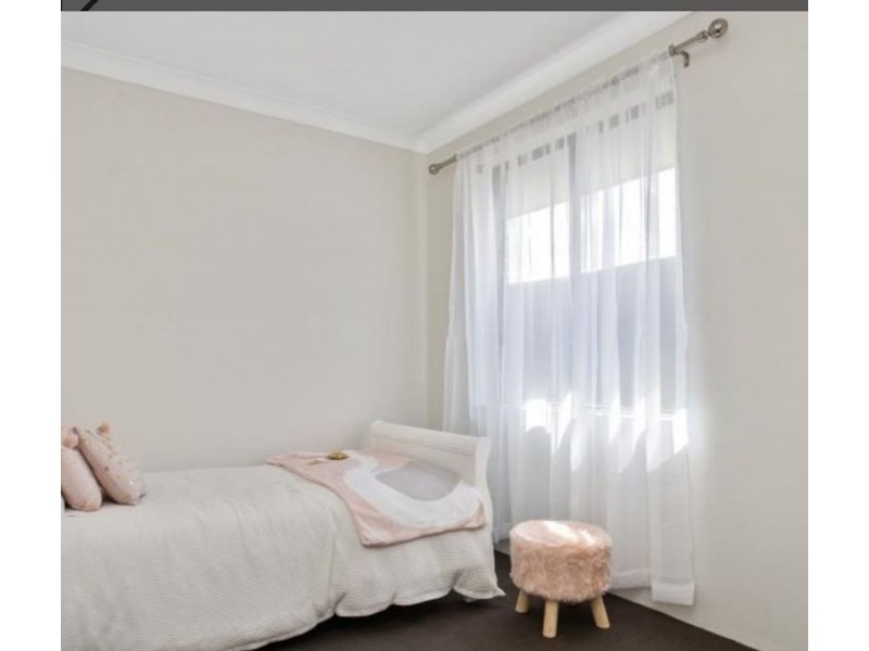 28 Dancy Way, Seville Grove WA 6112