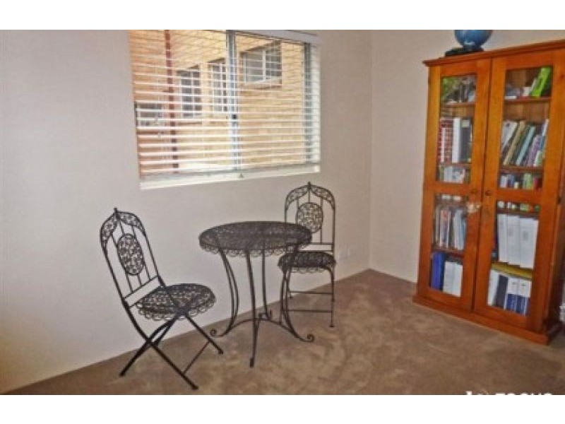 2/10 Maxim St, West Ryde NSW 2114