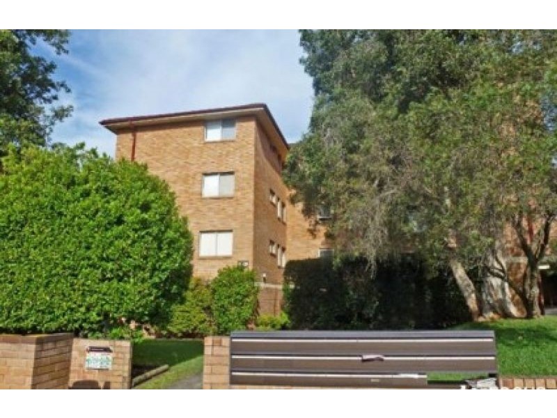 2/10 Maxim St, West Ryde NSW 2114