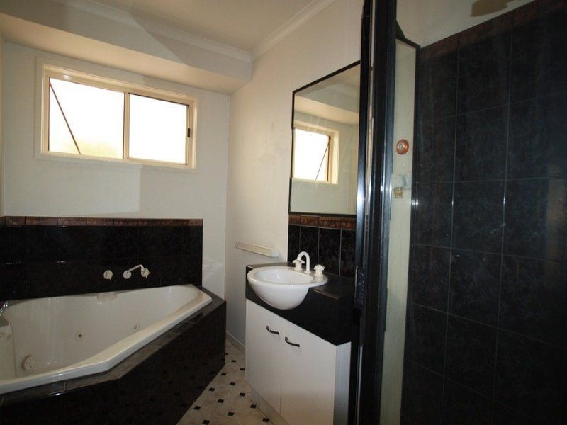 5 Liepoldt Rise, Golden Square, Bendigo VIC 3550