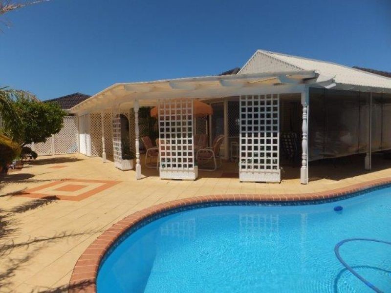 8 Southern Cross Circle, Ocean Reef WA 6027