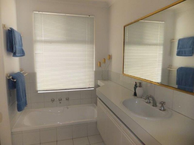 8 Southern Cross Circle, Ocean Reef WA 6027