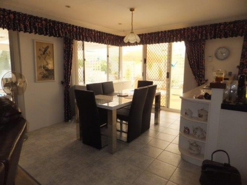 8 Southern Cross Circle, Ocean Reef WA 6027