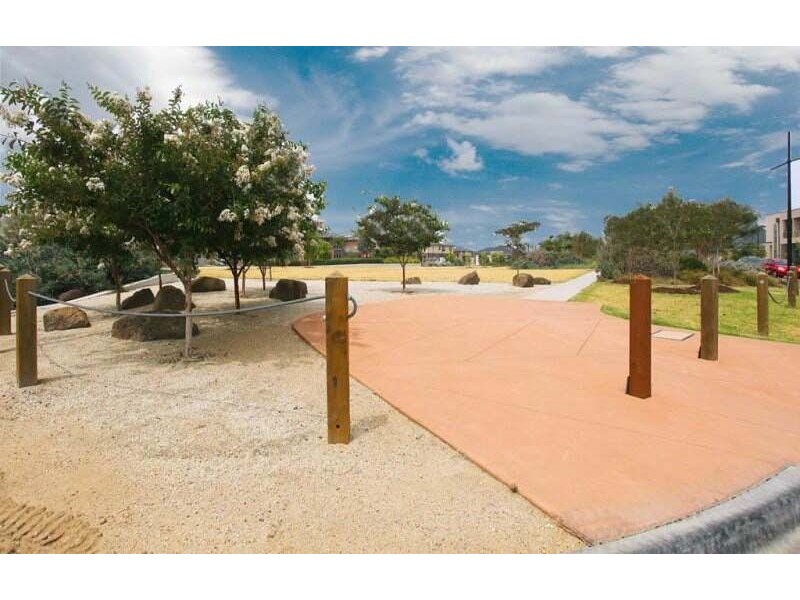 4c Hanworth Ave, Williams Landing VIC 3027