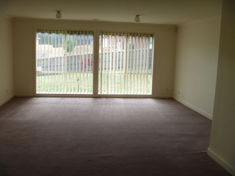 7 Windsor Rise, Sunbury VIC 3429