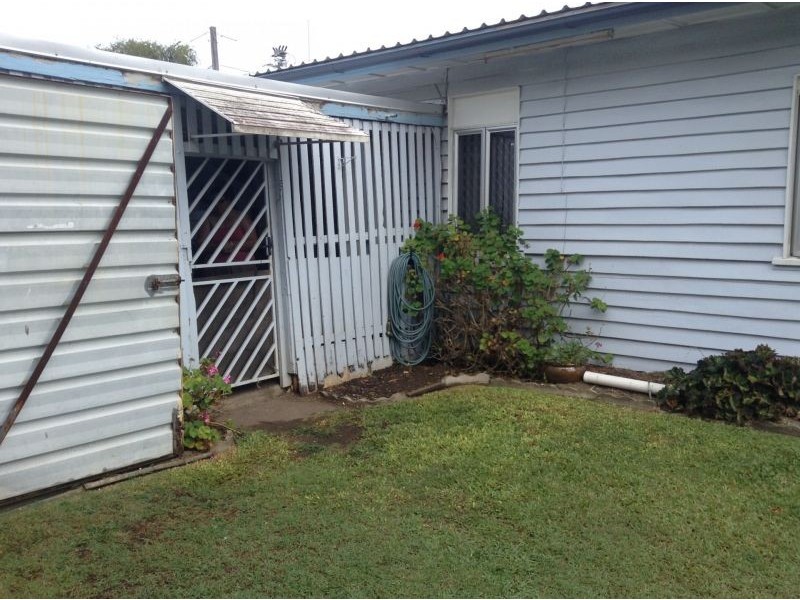 175 Blackstone Road, Silkstone QLD 4304