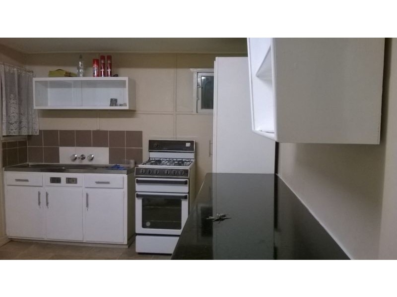 175 Blackstone Road, Silkstone QLD 4304