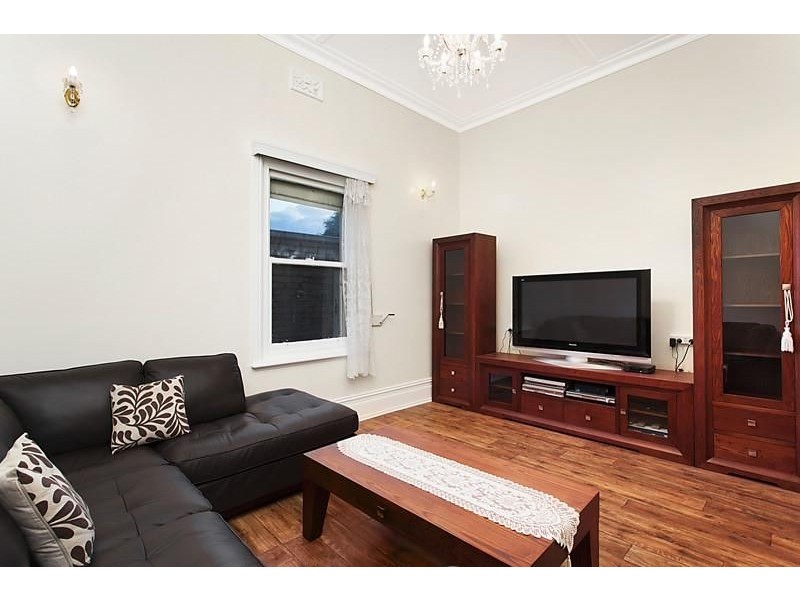71 Primrose St, Essendon VIC 3040