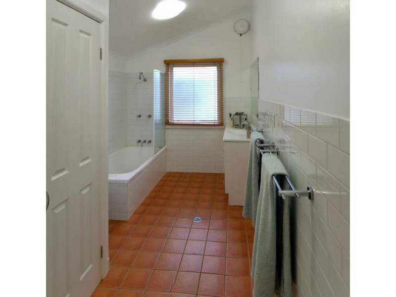 56 Rixons Pass Road, Woonona NSW 2517