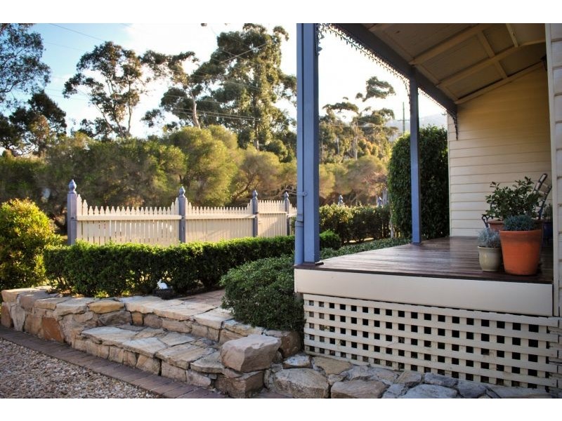 56 Rixons Pass Road, Woonona NSW 2517