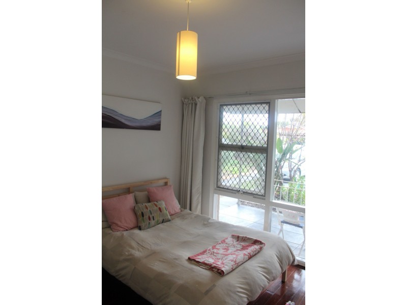 53 Bentwood Avenue, Woodlands WA 6018