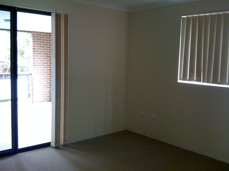 10/1-3 Oxford Street, Merrylands NSW 2160